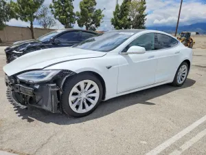 Tesla Model S 2016