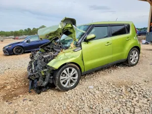 Kia Soul 2.0L 4 2015