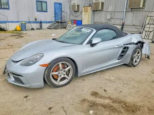 Porsche Boxster 2.0L 4 2017