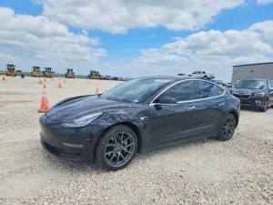 Tesla Model 3 2018