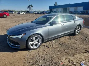 Volvo S90 2.0L 4 2018