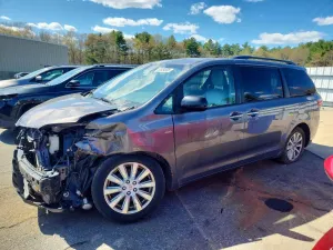 Toyota Sienna 3.5L 6 2017