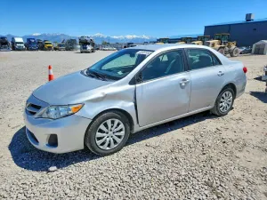 Toyota Corolla 1.8L 4 2012