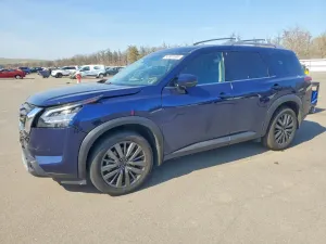 Nissan Pathfinder 3.5L 6 2025