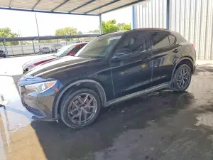Alfa Romeo Stelvio 2.0L 4 2019