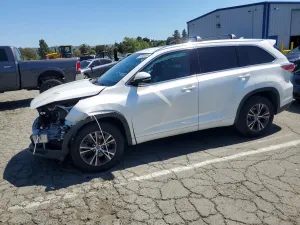 Toyota Highlander 3.5L 6 2016