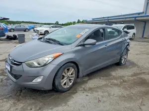 Hyundai Elantra 1.8L 4 2013