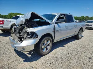 RAM 1500 5.7L 8 2018