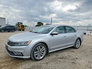 Volkswagen Passat 1.8L 4 2016