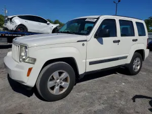 Jeep Liberty 3.7L 6 2010
