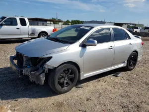 Toyota Corolla 1.8L 4 2012