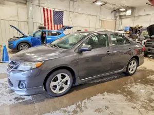 Toyota Corolla 1.8L 4 2013