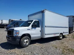 Ford Econoline 7.3L 8 2023