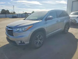 Toyota Highlander 3.5L 6 2016