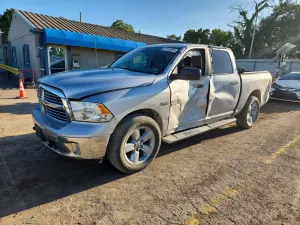 RAM 1500 5.7L 8 2015