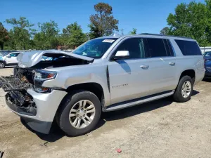 Chevrolet Suburban 5.3L 8 2015