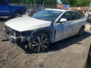 Nissan Altima 2.0L 4 2020
