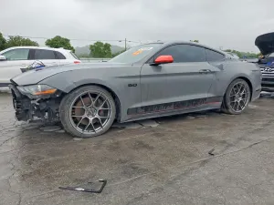 Ford Mustang 5.0L 8 2019