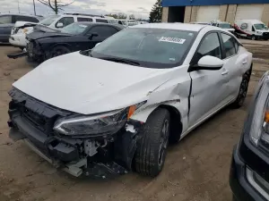 Nissan Sentra 2.0L 4 2025