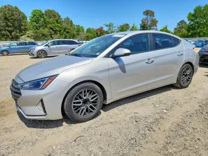 Hyundai Elantra 2.0L 4 2019