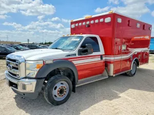 Ford F-450 6.7L 8 2015