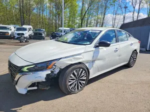 Nissan Altima 2.5L 4 2025