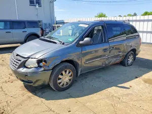 Chrysler Town & Country 3.8L 6 2005