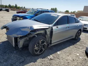 Kia K5 2.5L 4 2025