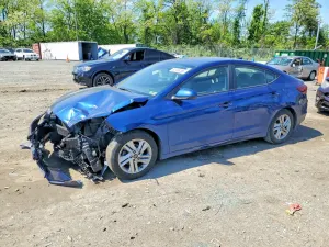 Hyundai Elantra 2.0L 4 2020