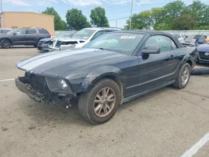 Ford Mustang 4.0L 6 2005