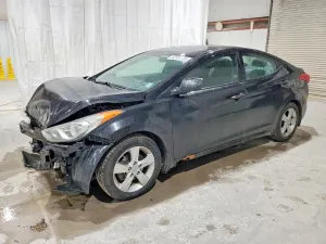 Hyundai Elantra 1.8L 4 2013