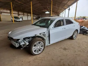 Cadillac CT4 2.0L 4 2026