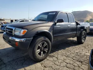 Toyota Tacoma 2.7L 4 1999