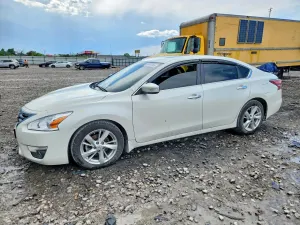 Nissan Altima 2.5L 4 2015