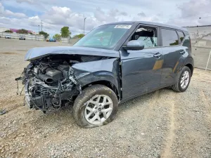 Kia Soul 2.0L 4 2023