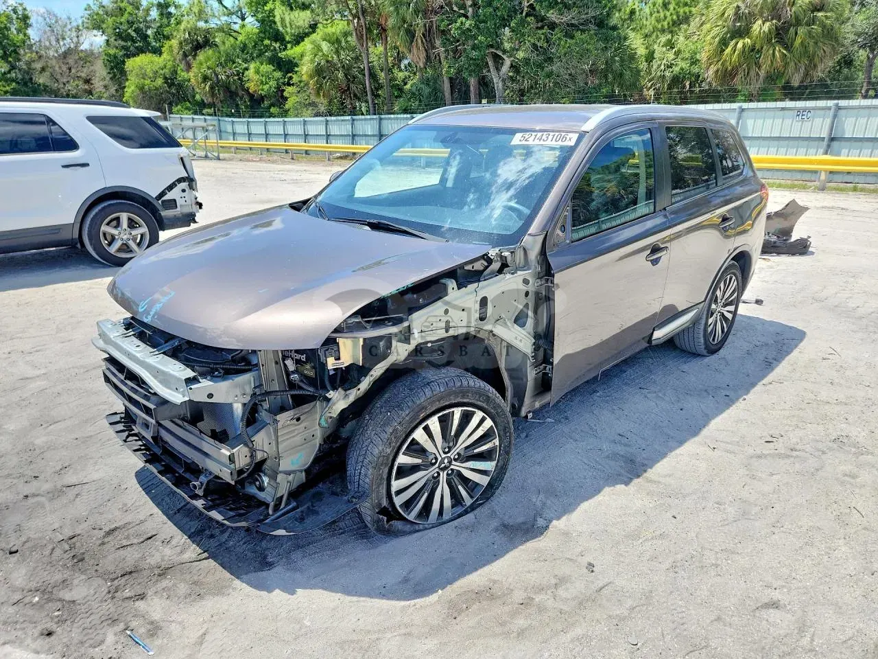 Mitsubishi Outlander 2.4L 4 2019