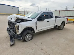 Ford F-250 6.7L 8 2024