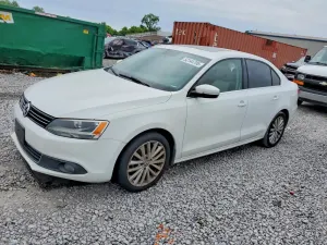 Volkswagen Jetta 1.8L 4 2014