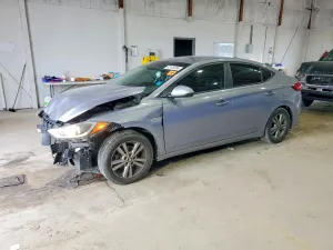 Hyundai Elantra 2.0L 4 2017