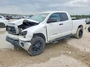 Toyota Tundra 5.7L 8 2008
