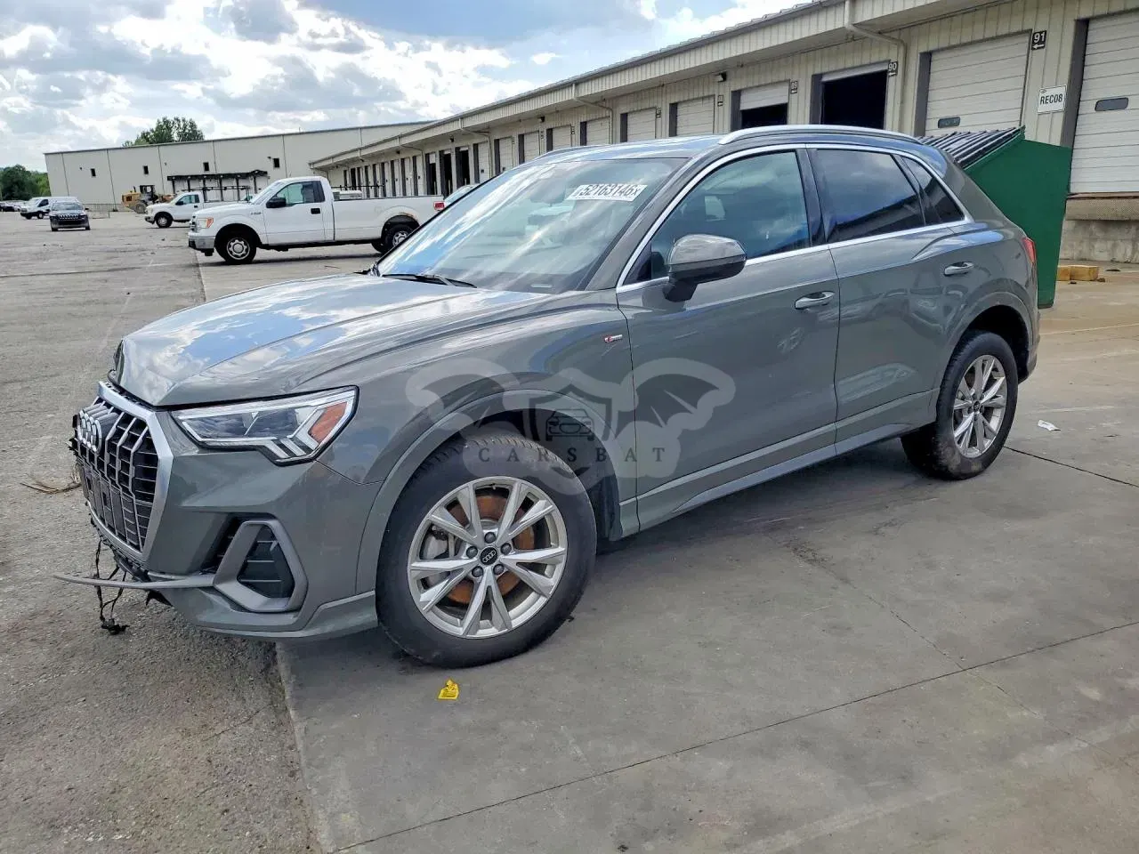 Audi Q3 2.0L 4 2025