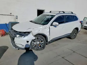 Mitsubishi Outlander 3.0L 6 2016