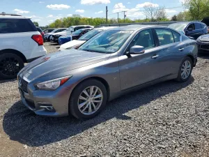 Infiniti Q50 3.7L 6 2015