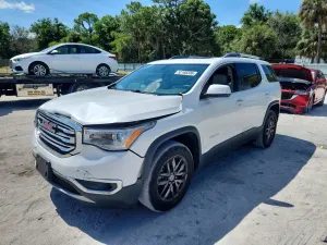 GMC Acadia 3.6L 6 2017