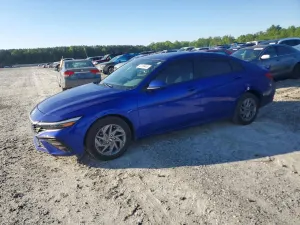 Hyundai Elantra 2.0L 4 2024