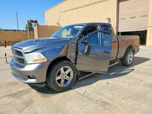 Dodge RAM 5.7L 8 2012
