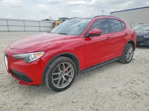 Alfa Romeo Stelvio 2.0L 4 2018