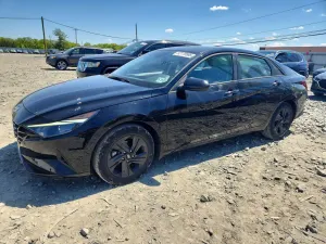 Hyundai Elantra 2.0L 4 2023