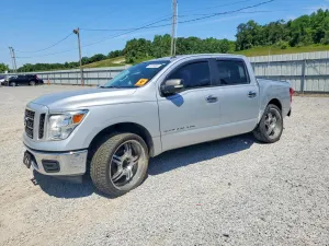 Nissan Titan 5.6L 8 2019