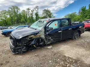 Nissan Titan 5.6L 8 2018
